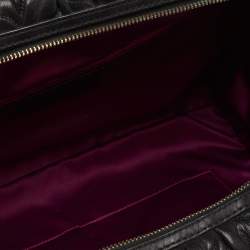 Pre Owned حقيبة ساتشل كوتش إيست / ويست ماديسون مادلين جلد سوداء ملتفة مجمعة 