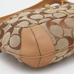 مملوكة مسبقًا Coach Beige/Brown Signature Canvas And Leather Hobo