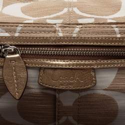 Coach Beige/White Signature Canvas Penelope Hobo
