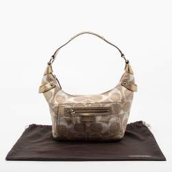 Coach Beige/White Signature Canvas Penelope Hobo