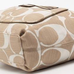 Coach Beige/White Signature Canvas Penelope Hobo