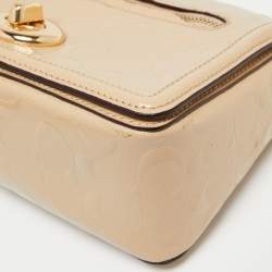 Pre Owned Coach Beige Leather Turn Lock Crossbody Bag