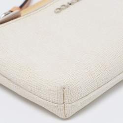 Pre Owned Coach White/Beige Leather Wristlet