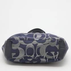 مملوكة مسبقًا Coach Navy Blue Signature Canvas and Leather Tote
