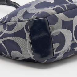 مملوكة مسبقًا Coach Navy Blue Signature Canvas and Leather Tote