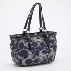مملوكة مسبقًا Coach Navy Blue Signature Canvas and Leather Tote