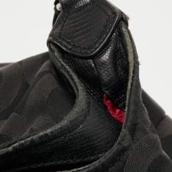 Pre Owned Coach Black Signature Nylon and Leather Madison Maggie Hobo
