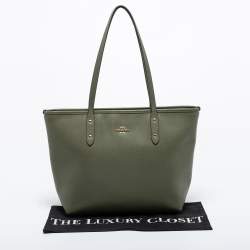 Pre Owned Coach Green Crossgrain Leather City Zip Tote