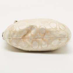 Pre Owned Coach Beige/White Signature Canvas and Leather Shoulder Bag