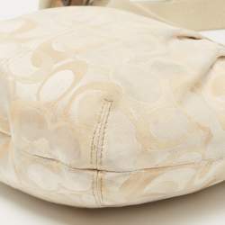Pre Owned Coach Beige/White Signature Canvas and Leather Shoulder Bag