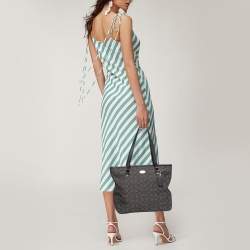 Pre Owned Coach Black Signature Canvas an Leather Top Zip Tote