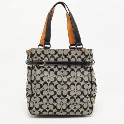 Pre Owned Coach Black Signature Canvas and Leather Buckle Tote