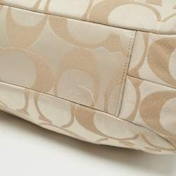 Pre Owned Coach White/Beige Signature Fabric Campbell Hobo