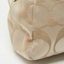 Pre Owned Coach White/Beige Signature Fabric Campbell Hobo