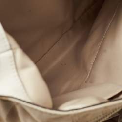 Pre Owned Coach White/Beige Signature Fabric Campbell Hobo