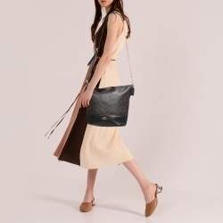 Pre Owned Coach Black/Brown Signature Coated Canvas and Leather Medium Paxton Shoulder Bag