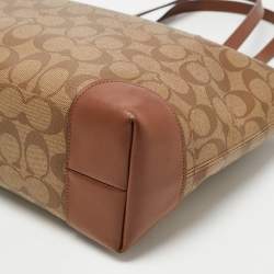 مملوكة مسبقًا Coach Brown Signature Coated Canvas and Leather Top Zip Tote