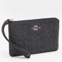 Pre Owned Coach Black Embossed Leather Wristlet Clutch