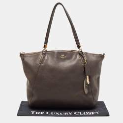 Pre Owned Coach Dark Brown Leather Kelsey Tote