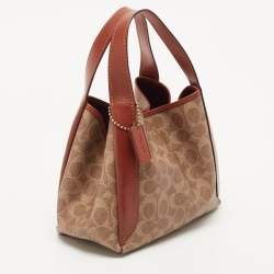 Pre Owned Coach Beige/Brown Signature Coated Canvas and Leather Hadley 21 Hobo