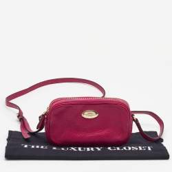 Pre Owned Coach Fuchsia Leather Camera Crossbody Bag