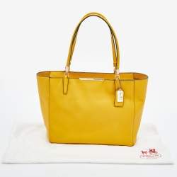 Pre Owned Coach Yellow Leather Madison East West Tote