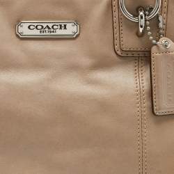 Pre Owned Coach Beige Leather Business To Zip  Tote