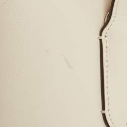 مملوكة مسبقًا Coach Off-White Leather Avenue Tote