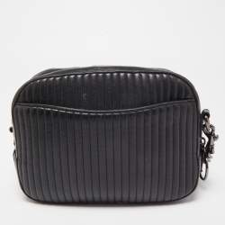 مملوكة مسبقًا Coach Black Quilted Leather Studded Camera Crossbody Bag