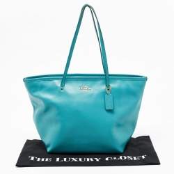 Pre Owned Coach Turquoise Blue Leather Street Zip Tote