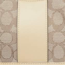 Pre Owned Coach Beige/Cream Signature Canvas and Leather Swinger Pochette Bag