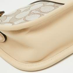 Pre Owned Coach Beige/Cream Signature Canvas and Leather Swinger Pochette Bag