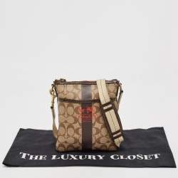 Pre Owned Coach Dark Brown/Beige Signature Coated Canvas Crossbody Bag