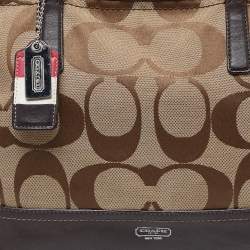 Pre Owned Coach Brown/Beige Signature Canvas and Leather Hamptons Weekend Tote