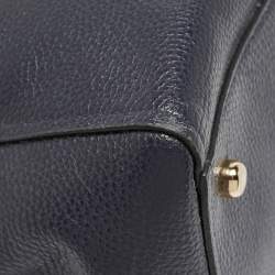 مملوكة مسبقًا Coach Navy Blue Leather Swagger 33 Tote