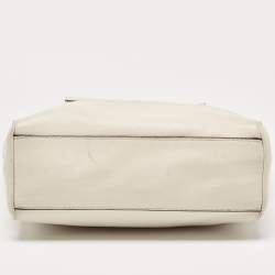 مملوك ة مسبقًا Coach Off White Leather Legacy Tassel Tote