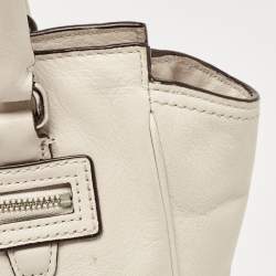 مملوكة مسبقًا Coach Off White Leather Legacy Tassel Tote