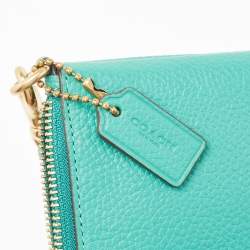 Coach Green Leather Wristlet Zip Pouch