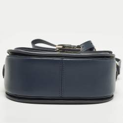 مملوكة مسبقًا Cole Haan Essential Mini Navy Blue Leather Saddle Bag