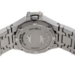 Pre Owned Concord Mother of Pearl Stainless Steel Diamonds Saratoga 14.E1.1855 S Women's Wristwatch 28 mm