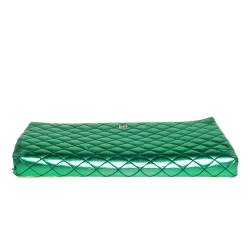 D & G Metallic Green Quilted Leather Vania Chain Clutch