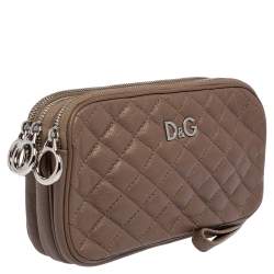 Pre Owned D&G Beige Quilted Leather Triple Zip Pouch