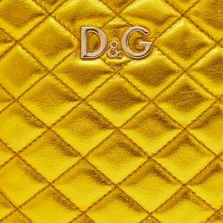 Pre Owned D&G Gold Quilted Leather Tassel Wristlet Clutch