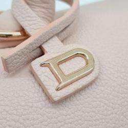 مملوكة مسبقًا حقيبة ديلفو بوكس برياند صغيرة جلد وردية