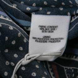 مملوكة مسبقًا  طقم بلوزة وفستان ديريك لام  10 كروسبي حرير أزرق مطبوع طبقات  M 