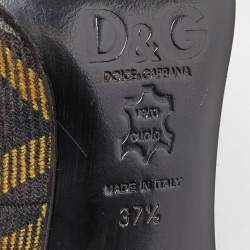 D&G Brown Plaid Wool and Patent Leather Pointed Toe Pumps Size 37.5