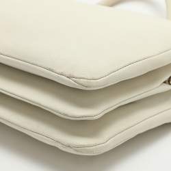 مملوكة مسبقًا حقيبة بمقبض علوي دي آند جي ليلي تويست جلد بيج