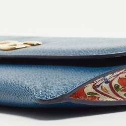 مملوكة مسبقًا Dolce & Gabbana Blue Grained Leather DG Logo Flap Chain Clutch