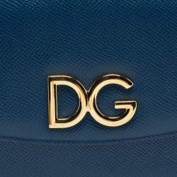 مملوكة مسبقًا Dolce & Gabbana Blue Grained Leather DG Logo Flap Chain Clutch