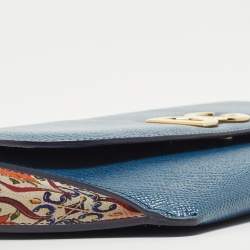 مملوكة مسبقًا Dolce & Gabbana Blue Grained Leather DG Logo Flap Chain Clutch